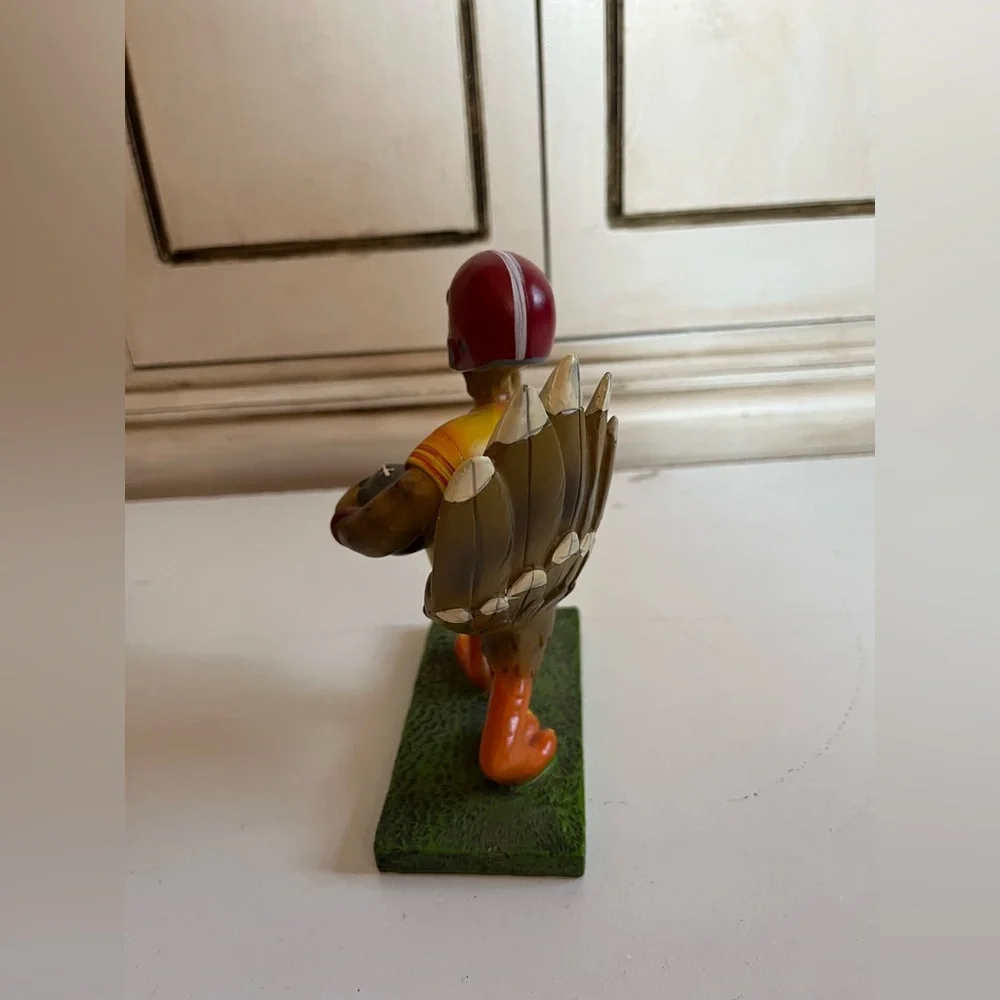Robert Stanley Running Back Football Turkey Figurine, Thanksgiving decoration